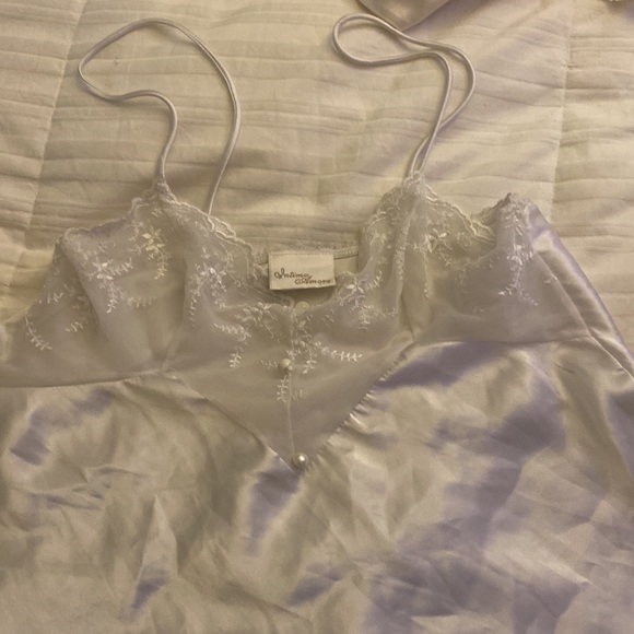 Intimo amore MED baby doll white négligée, spaghetti straps,3 faux pearls,lace! - Picture 2 of 5